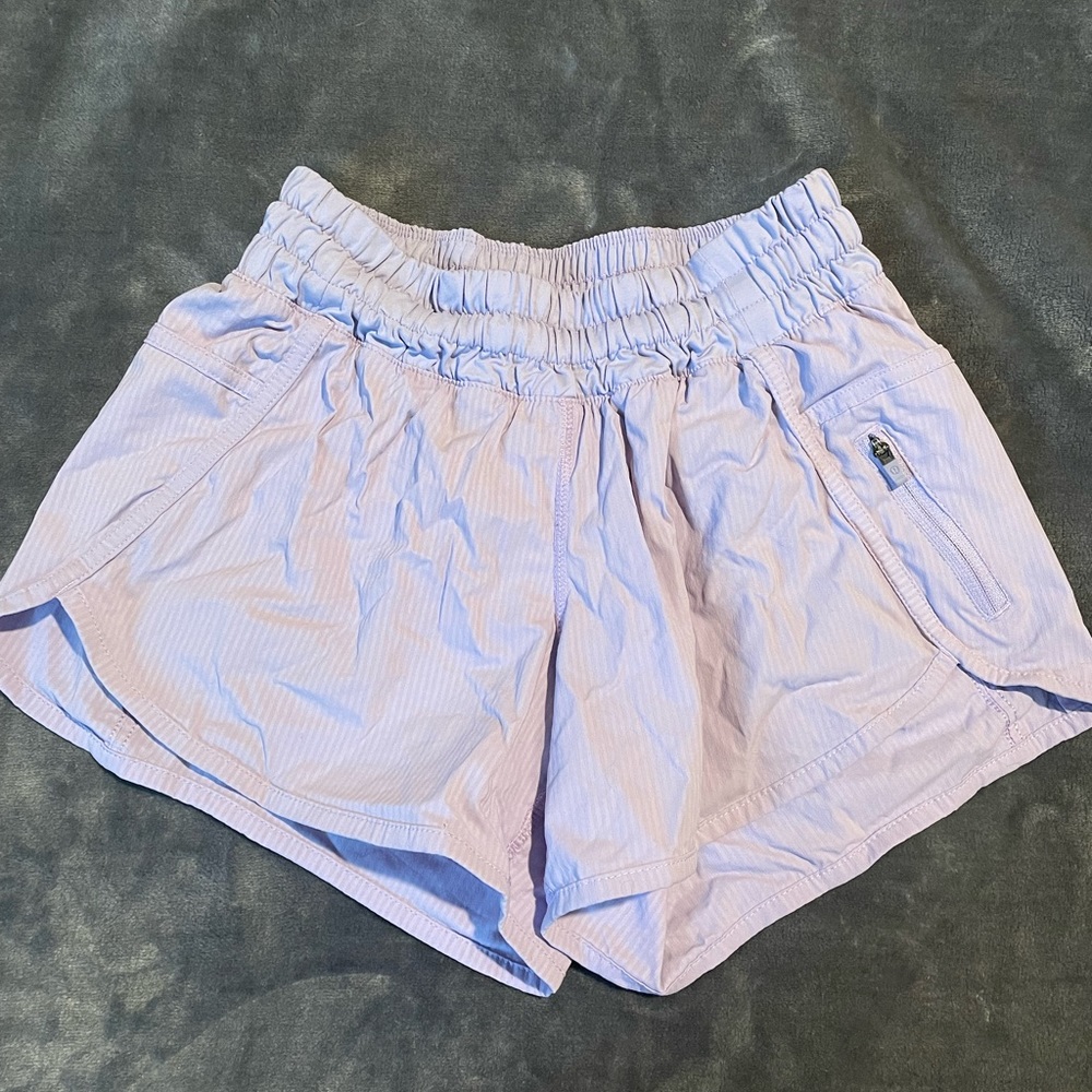 Lululemon lilac shorts